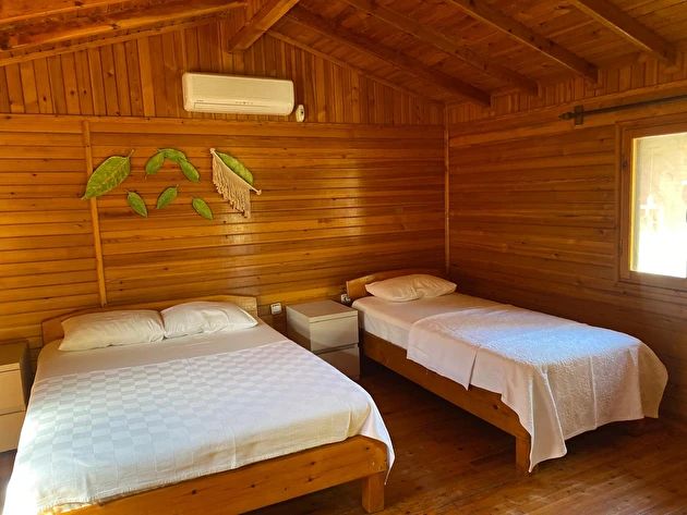 Otel