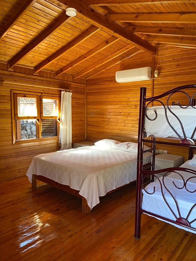 Otel